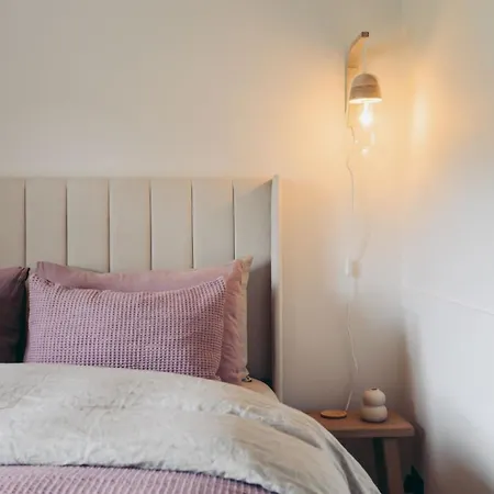 North Lakes - The Fold