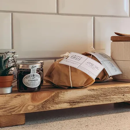 North Lakes - The Fold